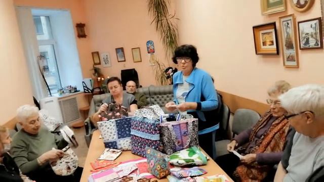 К 8 МАРТА! Чисто женские штучки смотреть онлайн