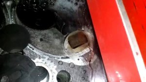 Опрессовка ГБЦ двигателя D4BH / 4D56 (трещина под форкамерой)