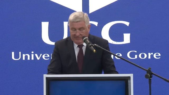 Predsjednik Privredne komore Crne Gore Vlastimir Golubović смотреть онлайн