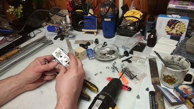 Слайдер для видеокамеры своими руками.Как сделать слайдер? смотреть онлайн