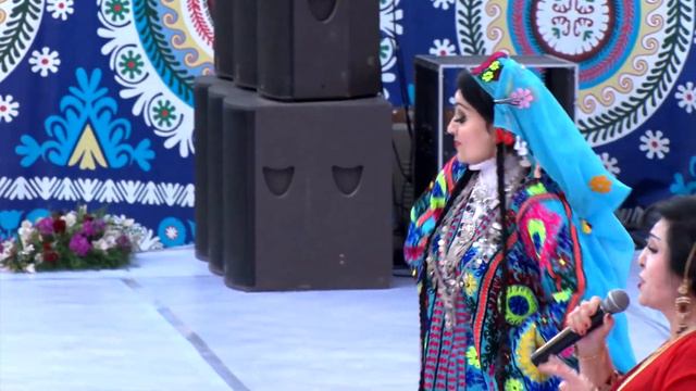 Сураё Косимова ва Хайри Ватанова бо суруди 