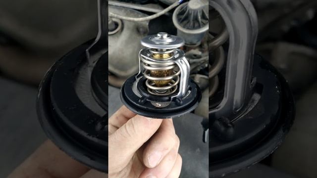 замена термостата Honda Civic 4D смотреть онлайн