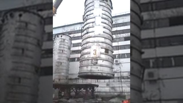 Хороший кран,залог успеха! Подъём кристаллизаторов на сахарном заводе! смотреть онлайн
