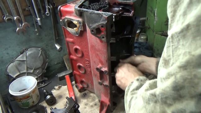 Двигатель ВАЗ 2101 ,1 5 л ,обзор ,разборка . смотреть онлайн