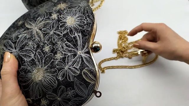 Серия кожаных сумочек с цветами смотреть онлайн