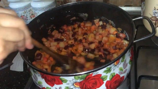 Борщ классический!!(lahana ćorbasi) смотреть онлайн