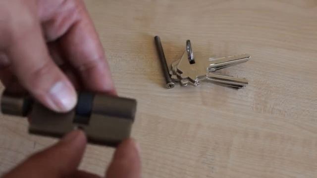 ОНЛАЙН ТРЕЙД.РУ Цилиндр (Личинка замка) ADDEN BAU CYL 5-60 KNOB BRONZE, Бронза, ключ-вертушка смотреть онлайн