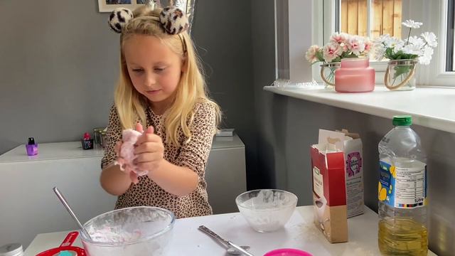 How to make edible slime. смотреть онлайн