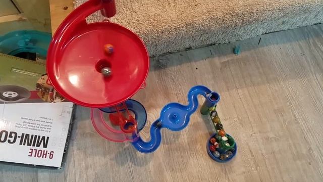 OVERFLOWING Marble Run Down The Stairs! смотреть онлайн