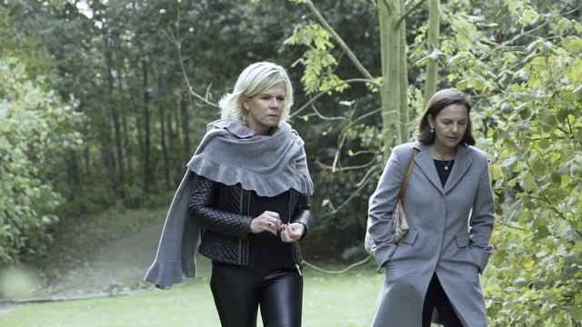 Ann De Bisschop & Dominique Monami versterken het team смотреть онлайн