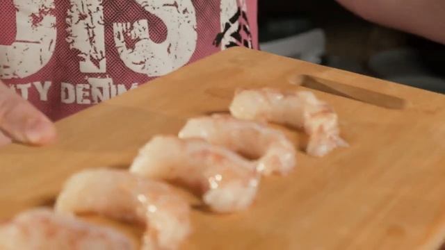 Нежнейший сливочный суп с креветками