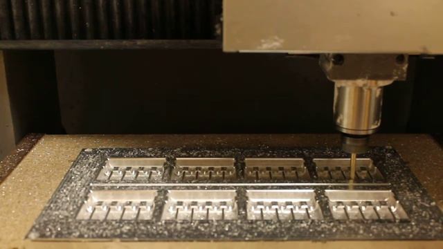 DiGra | Graveerimine | CNC graveerimismasin | Roland MDX-540 | 3-D freesimine смотреть онлайн