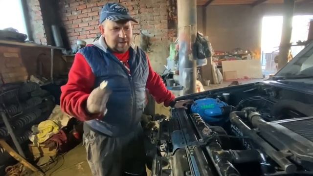 Нашел видео как ставлю интеркулер и капот. крупный град побил капот... смотреть онлайн