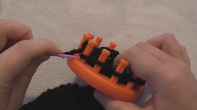 Детские Тапочки на Луме / Loom Knitting Child Slippers смотреть онлайн