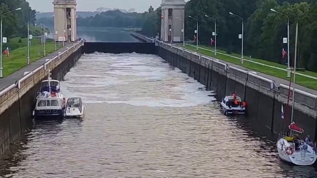 Канал им. Москвы Шлюз №6 смотреть онлайн