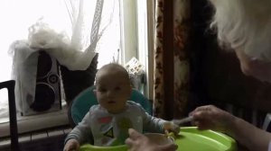 Очень кислый творог. Very sour cottage cheese.