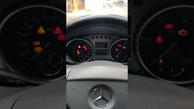 Mercedes мл 164 ml 164 ( не открывается крышка багажника до конца !) смотреть онлайн