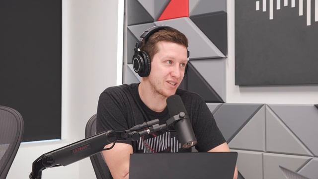 Why We Love the Rivian R1T смотреть онлайн