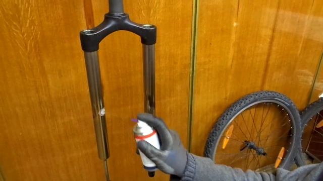 Пружинно-эластомерная вилка RST. Как сделать  ТО  вилки.