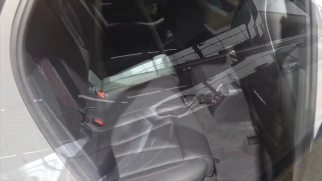 Volkswagen Golf 2016 vs Audi A3 2016 смотреть онлайн