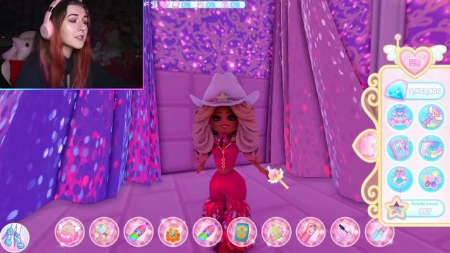 HOW TO FINISH THE WALL CODE IN CAMPUS 3! (FOR NOW) ROBLOX Royale High Campus 3 Update смотреть онлайн