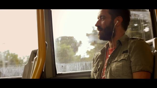 Niccolò Fabi, Daniele Silvestri, Max Gazzè - L'amore non esiste (Videoclip) смотреть онлайн