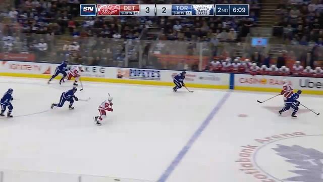 Атака с ходу с подключением защитника в хоккее. Нюансы обороны смотреть онлайн