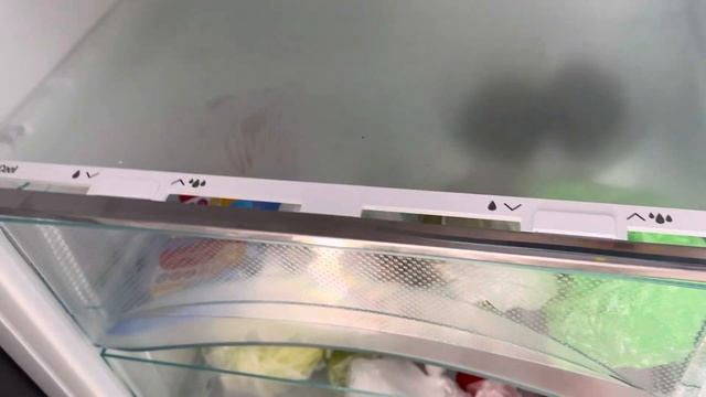 Встраиваемый холодильник LIEBHERR IK 3520 однодверный без морозильной камеры, капельная система смотреть онлайн