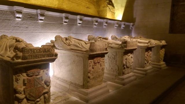 Santa Maria la Real, Monastery, Nájera, La Rioja, Spain смотреть онлайн