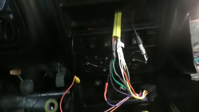 магнитола с алиэкспресса 1 дин на Газ-31105,3110 (radio Aliexpress 1 DIN Gaz-31105, 3110)