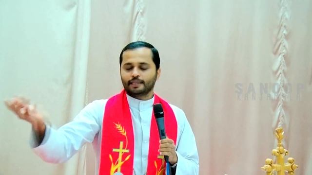 Fr.Mathew Vayalamannil Powerfull Talk смотреть онлайн
