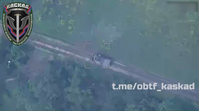 Кумулятивная часть Ланцета прожгла Oshkosh M-ATV навылет