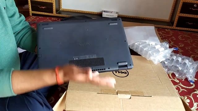 Dell Vostro 3501 Laptop Unboxing and Initial Review in Hindi | Dell 15 3000 Series in Hindi | смотреть онлайн