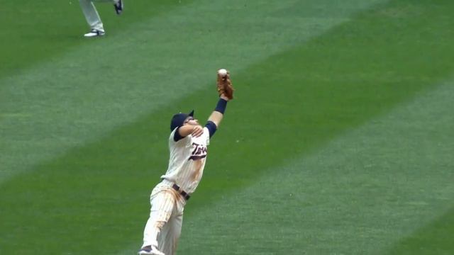 7/19/17: Sano's homer leads Twins to 6-1 victory смотреть онлайн