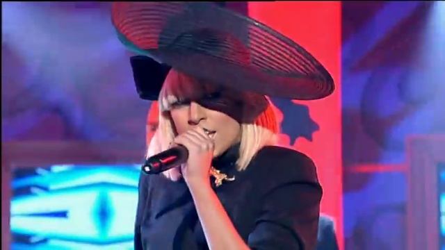 Lady Gaga Poker Face Live 2009 смотреть онлайн