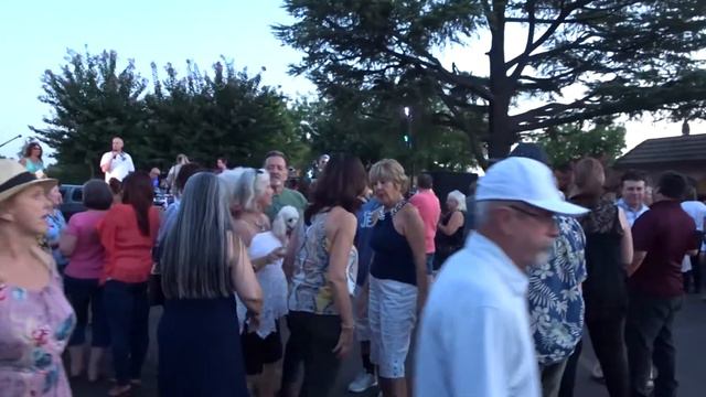 Фрезно(Калифорния)),,Фиг Гиг,,Танцпарти в Центре Города. смотреть онлайн