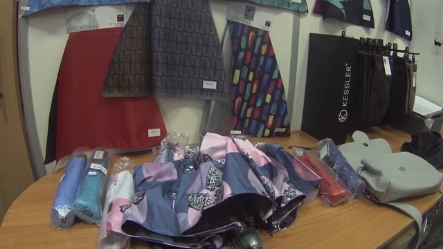 Крутой и ?лёгкий зонт Knirps с красной точкой vlog с Фовеонычем смотреть онлайн