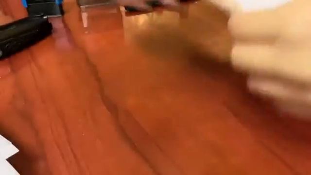 Как сшить договор с помощью степлера и канцелярского скотча.mp4