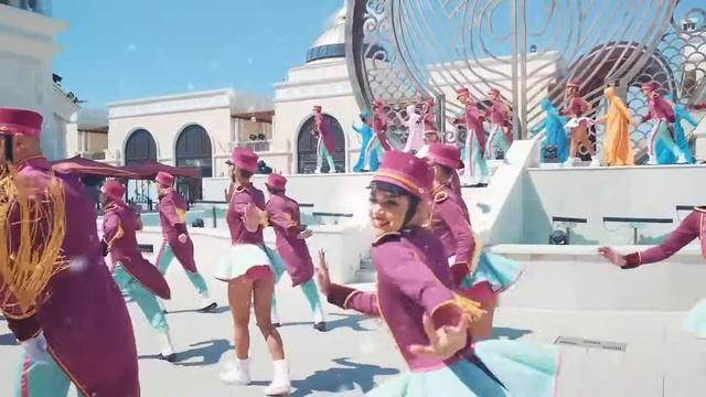 Здесь каждая минута становится сказочным воспоминанием. | The Land Of Legends смотреть онлайн