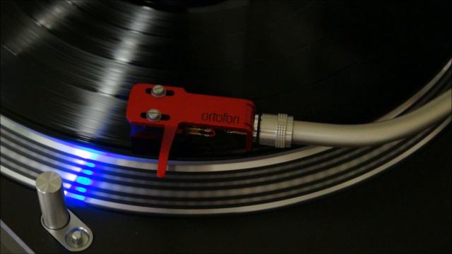 ORTOFON 2M-RED Vs DENON DL301Ⅱ