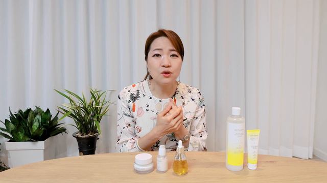 [제품리뷰] 임산부도 안전하게 사용 가능한 아틀리에비 비타민C 앰플/ 바쿠치올 크림,유스 퍼밍 세럼 смотреть онлайн
