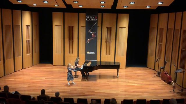 Seitz violin concerto №2 op13 2nd and 3rd movements, Zoi Degtiareva смотреть онлайн