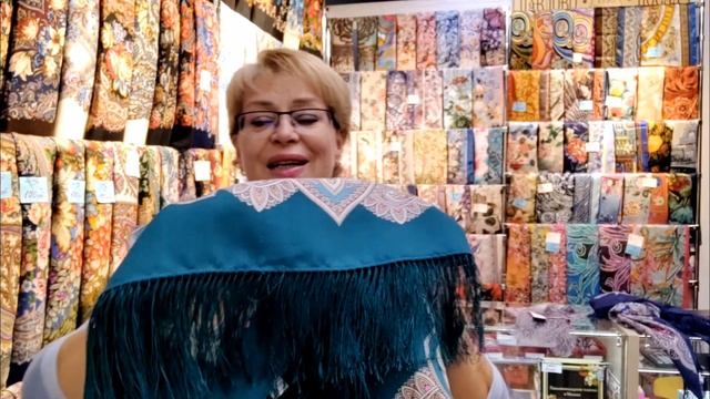 Зимняя роза ❄️?❄️ Павловопосадские платки в Минске. Алёна смотреть онлайн