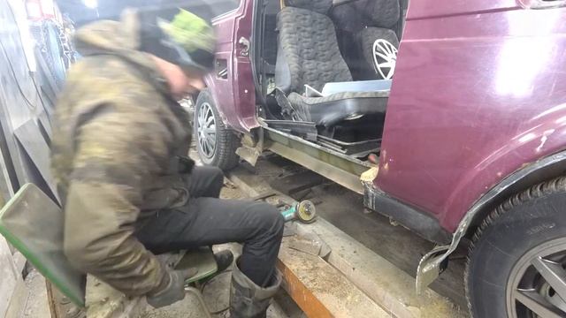 Niva 21213 Замена порогов смотреть онлайн