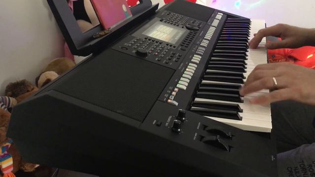 INSTRUMENTAL MELODY, YAMAHA PSR S775 смотреть онлайн