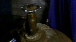 Компрессор из компрессора от кондиционера.