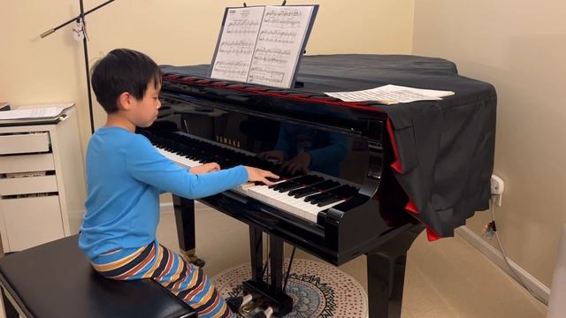MacDowell: To A Wild Rose Op. 51 No. 1 played by AnAn Chang (8 yo) смотреть онлайн