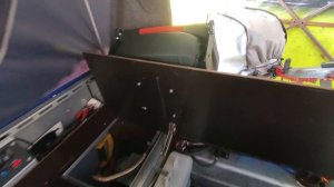 Как установить поворотное кресло в Альпину GT 400 чтобы открывались  рундуки!!