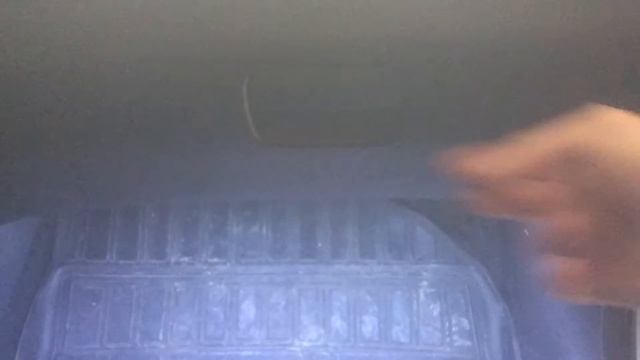 Обычное открытие бардачка Solaris смотреть онлайн