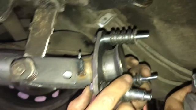 Замена глушителя Ауди 80 б3